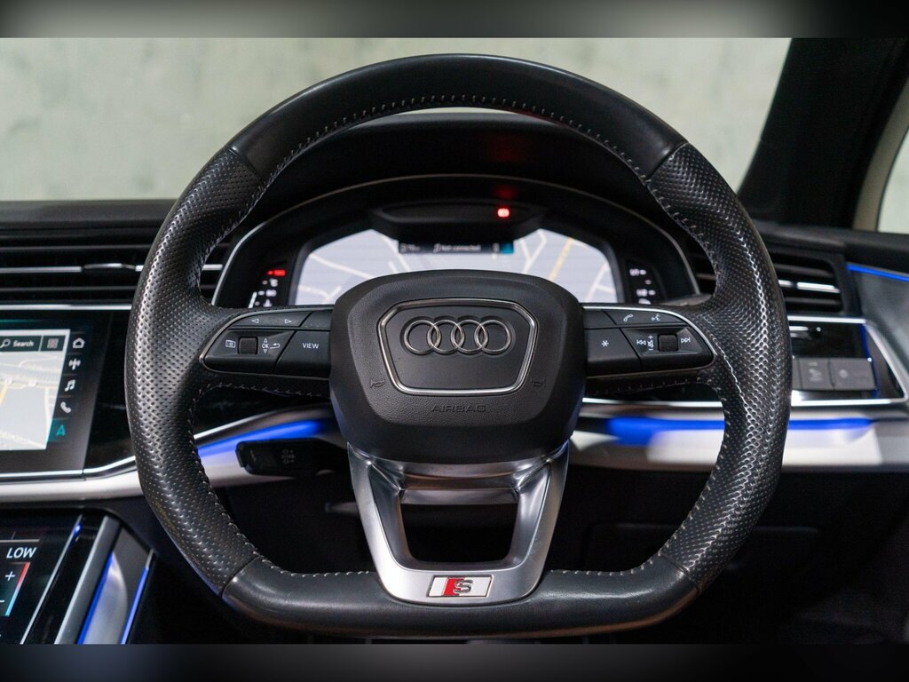 Audi SQ7 4.0 Tdi V8 Black #40