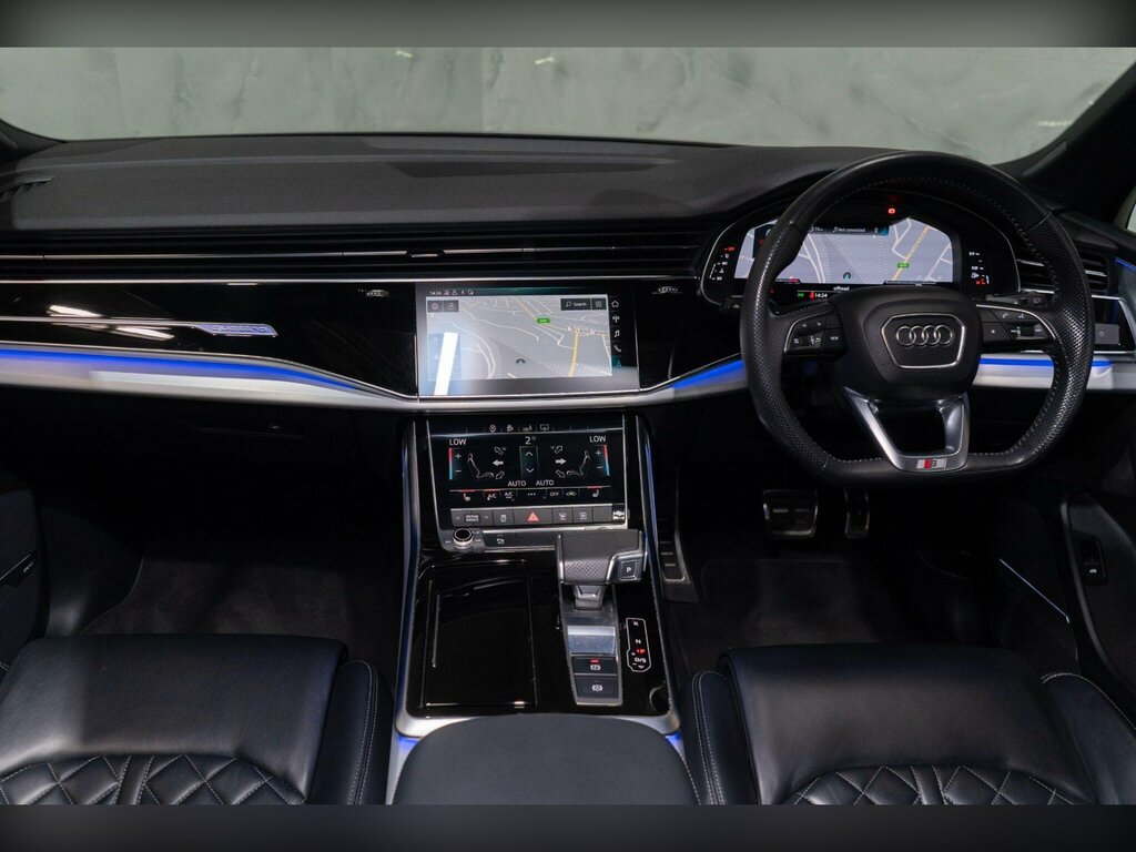 Audi SQ7 4.0 Tdi V8 Black #16