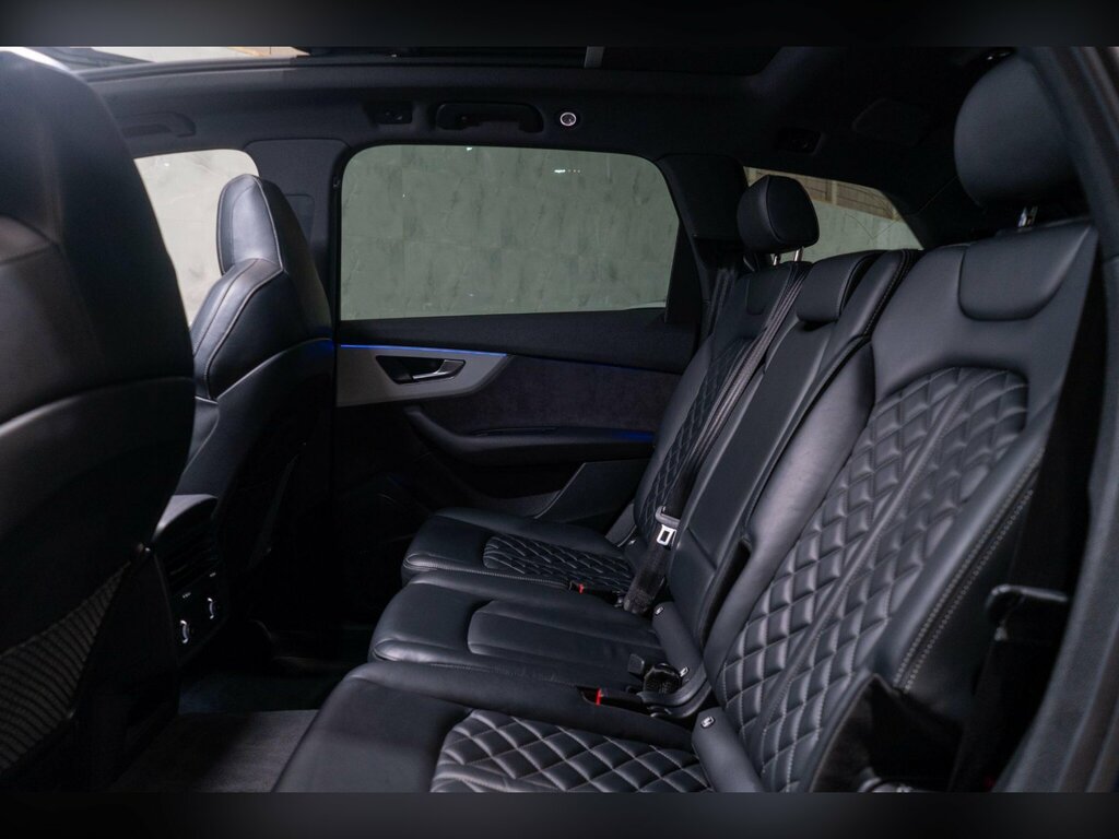 Audi SQ7 4.0 Tdi V8 Black #19
