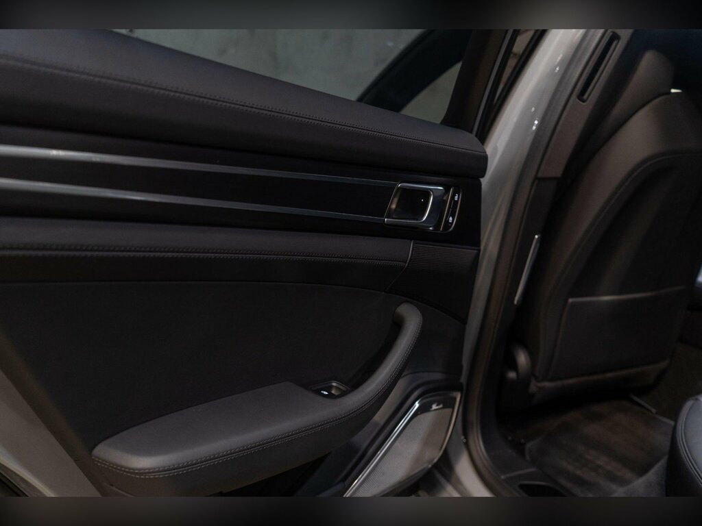 Porsche Panamera Panamera Grey #26