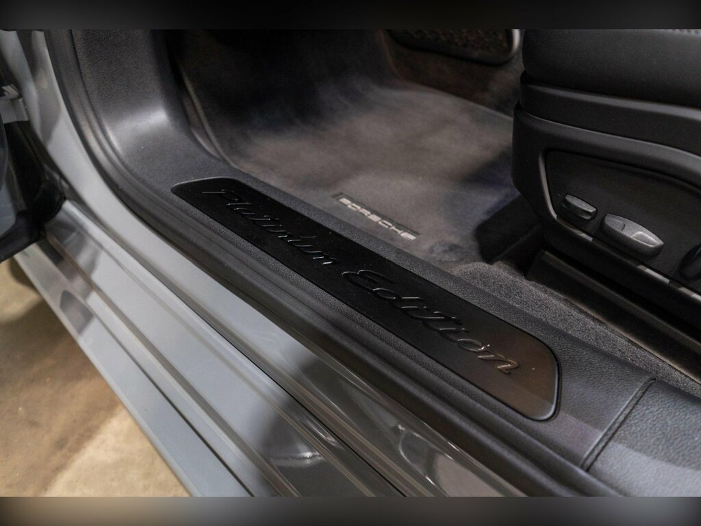 Porsche Panamera Panamera Grey #42