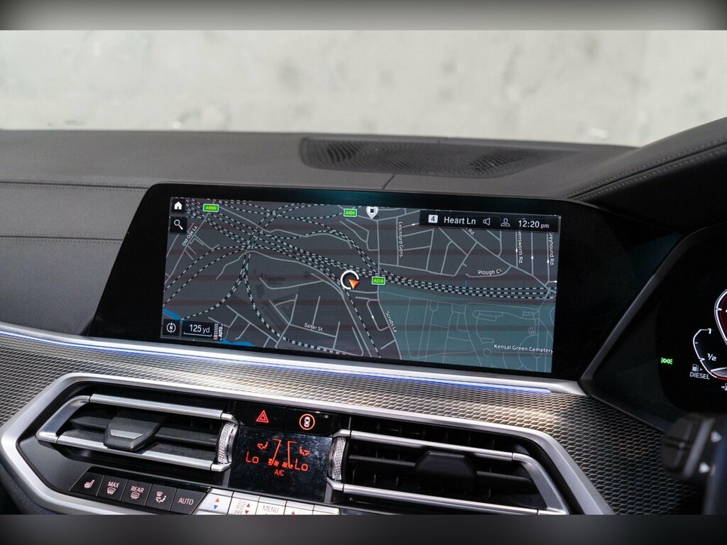 BMW X6 M50d  #26