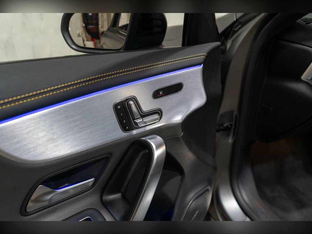 Mercedes-Benz A Class Se Blue #19