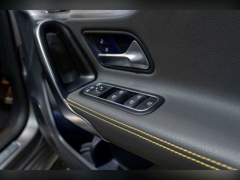 Mercedes-Benz A Class Se Blue #24