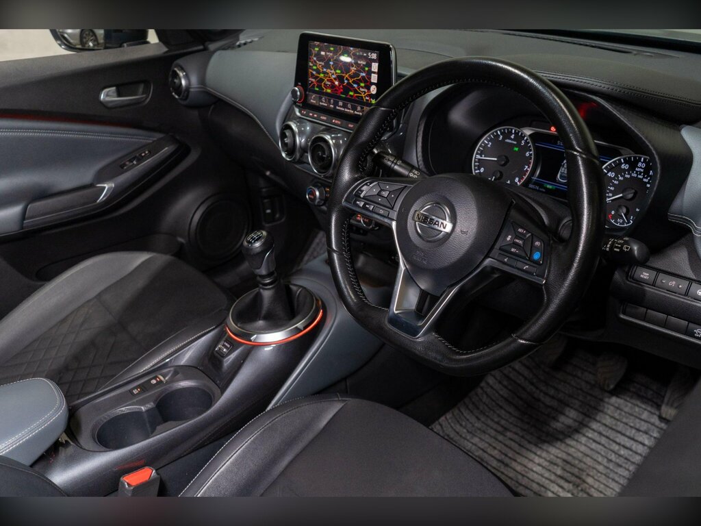 Nissan Juke Acenta Red #17