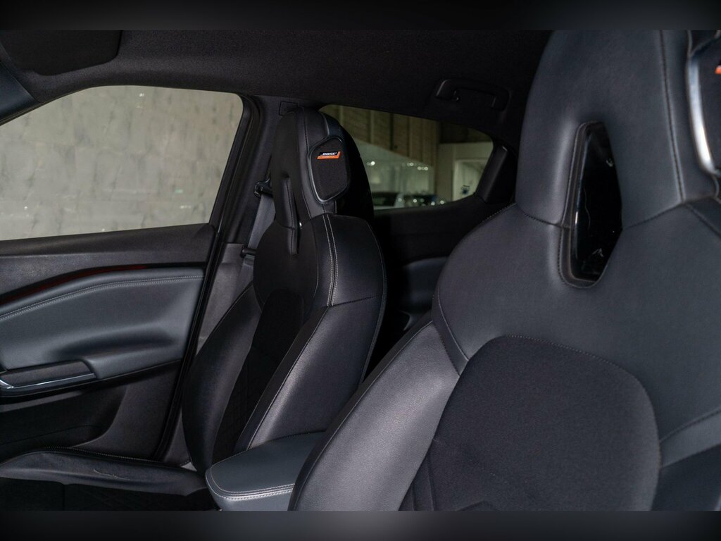 Nissan Juke Acenta Red #33
