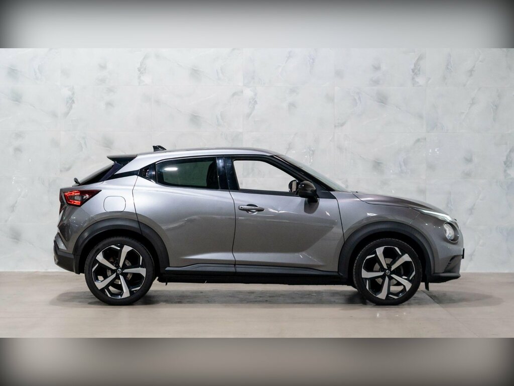 Nissan Juke Acenta Red #8