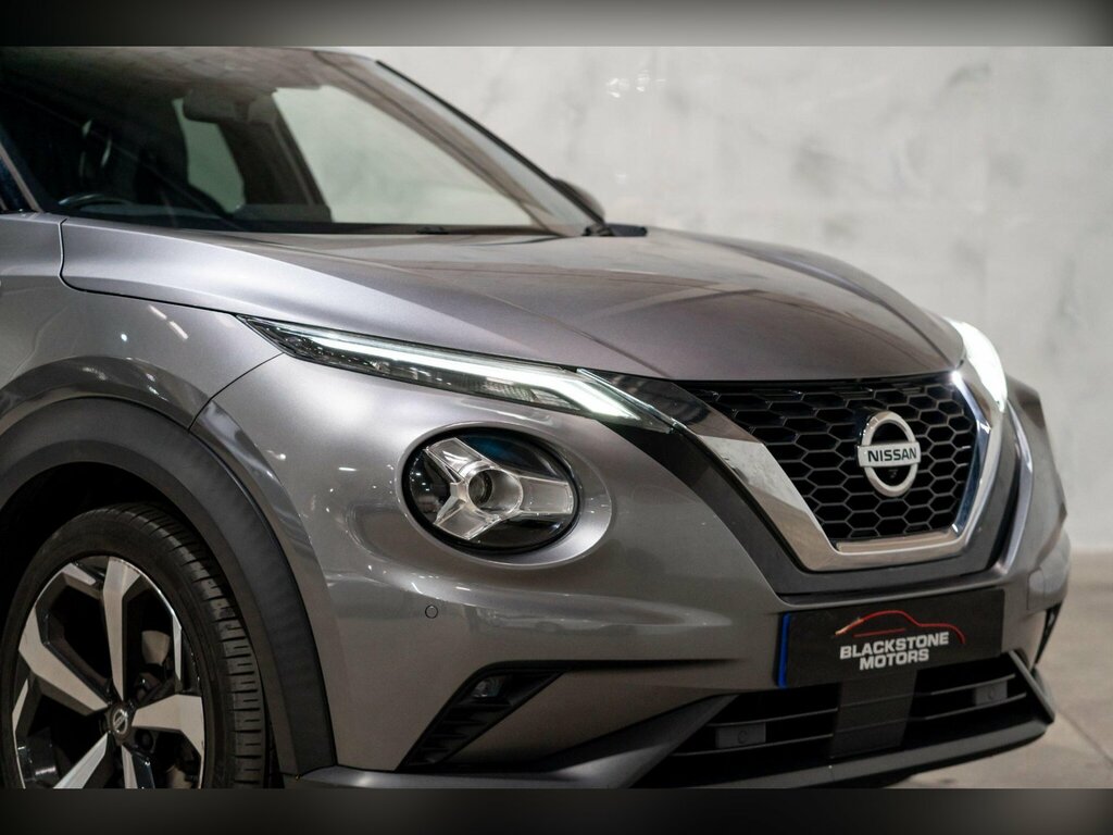 Nissan Juke Acenta Red #11