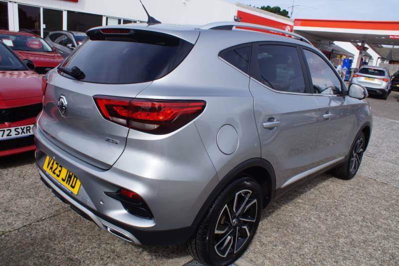 MG ZS 1.0T Gdi Exclusive Dct Silver #5