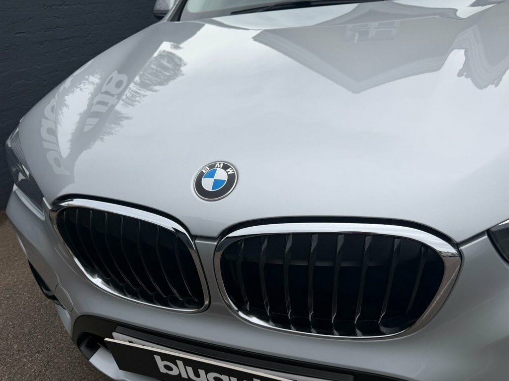 BMW X1 1.5L Sport Silver #5