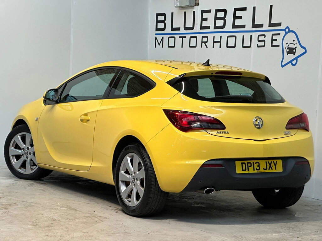 Vauxhall Astra GTC 2.0 Cdti Sport Euro 5 Ss Yellow #4