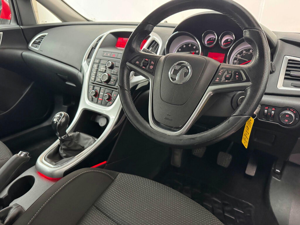 Vauxhall Astra 1.4T 16V Sri Euro 5 Red #3