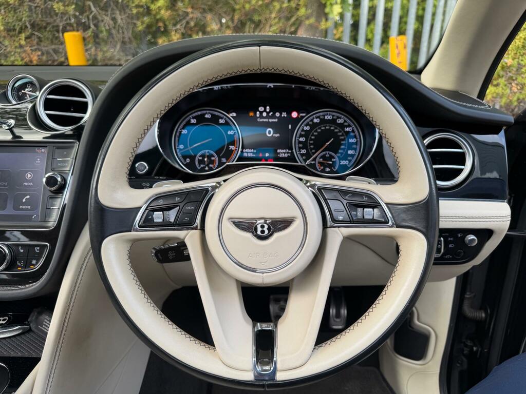 Bentley Bentayga W12 With Mulliner Features  #15