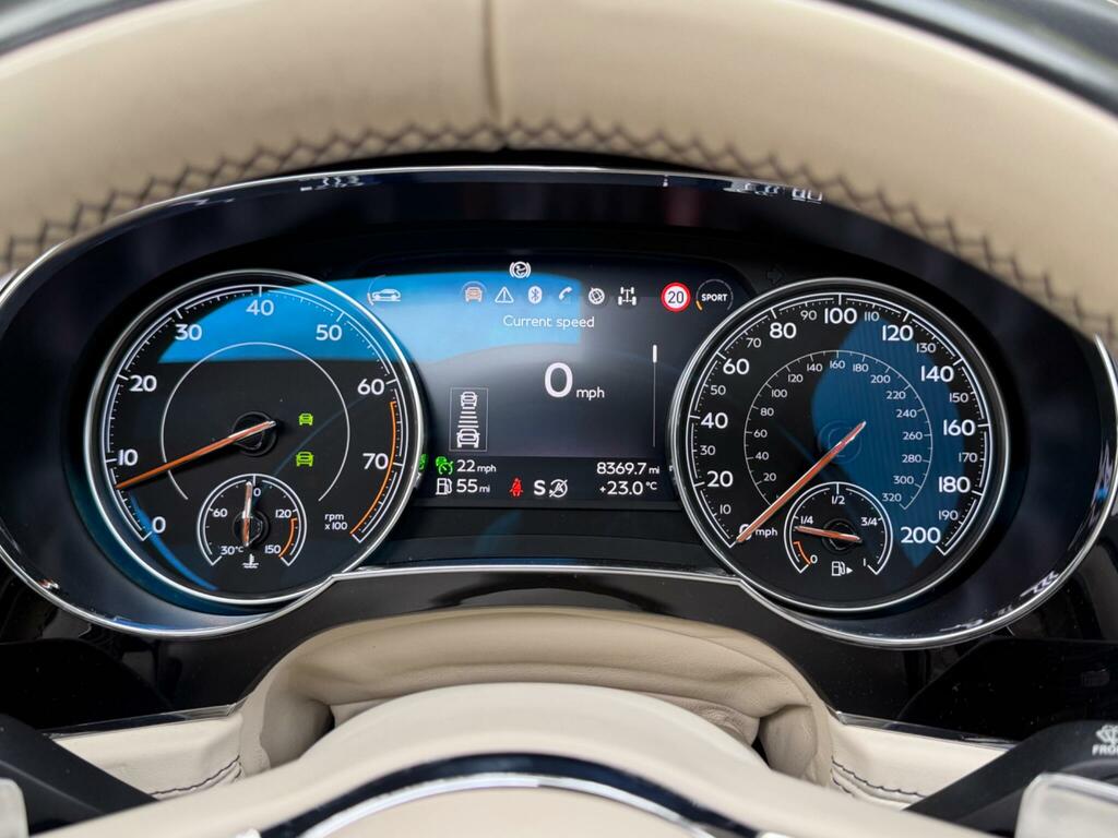 Bentley Bentayga W12 With Mulliner Features  #24