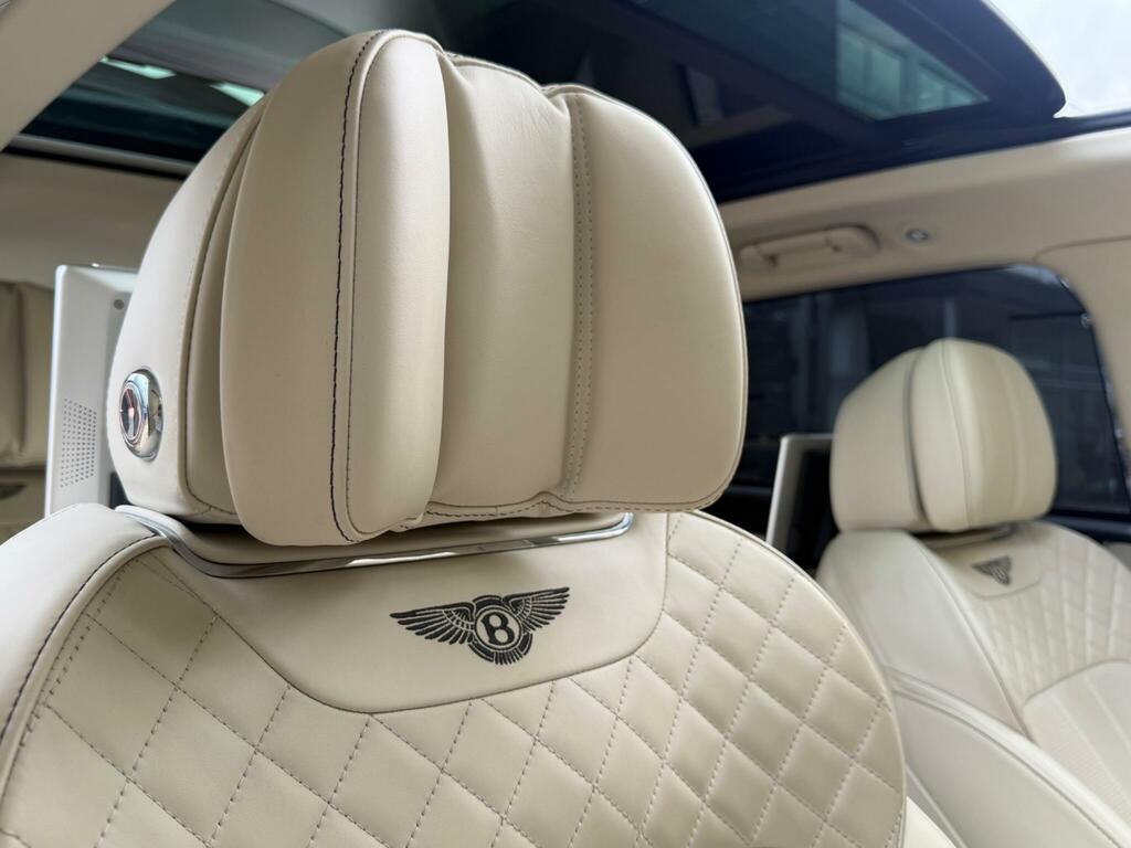 Bentley Bentayga W12 With Mulliner Features  #10