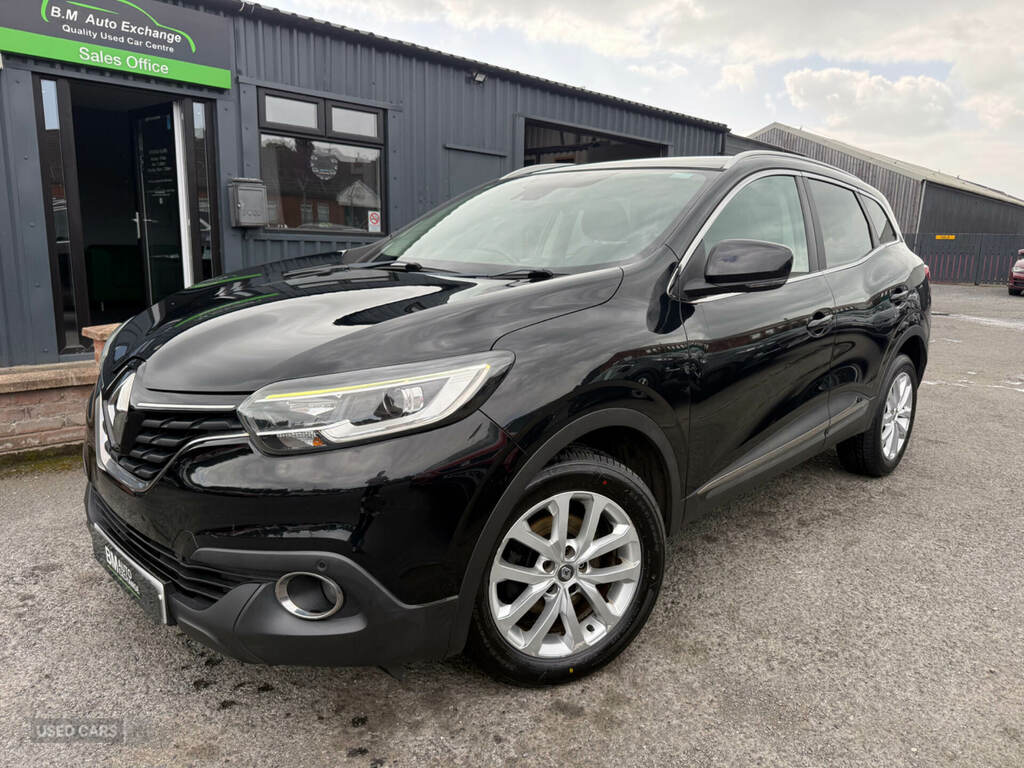 Renault Kadjar 1.5 Signature Nav Dci 110 Bhp Red #1