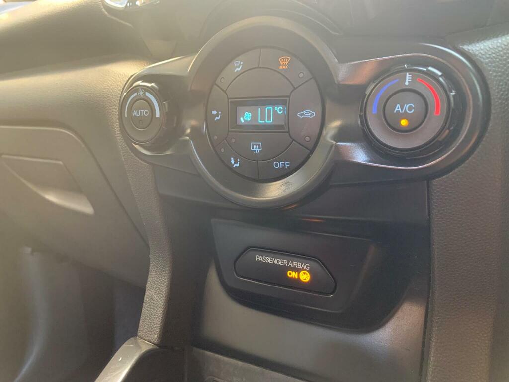 Ford Ecosport Hatchback Blue #18