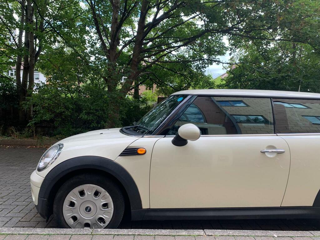 Mini Hatch 1.4 One Steptronic Euro 4 White #4