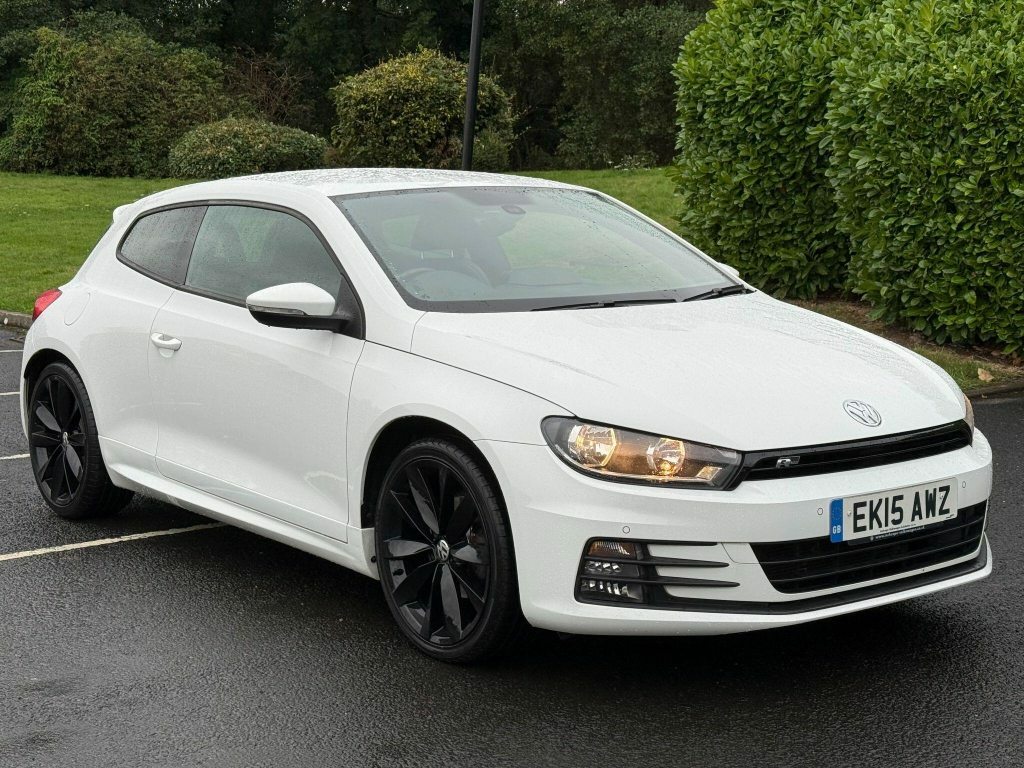 Volkswagen Scirocco 2.0 Tdi Bluemotion Tech R-line Dsg Euro 6 S S White