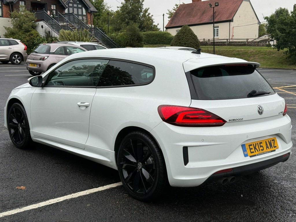 Volkswagen Scirocco 2.0 Tdi Bluemotion Tech R-line Dsg Euro 6 S S White #4