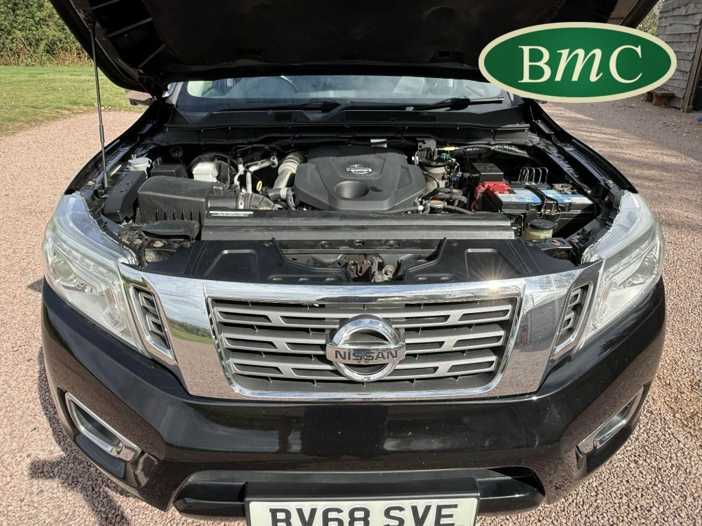 Nissan Navara Automatic Grey #60