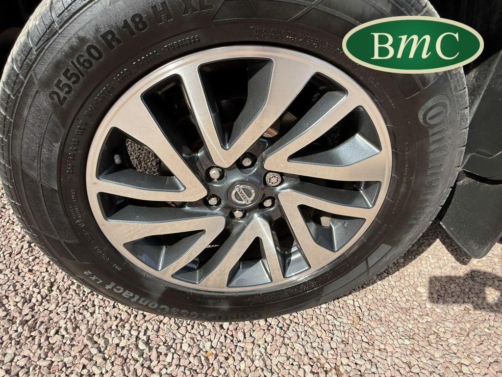 Nissan Navara Automatic Grey #69