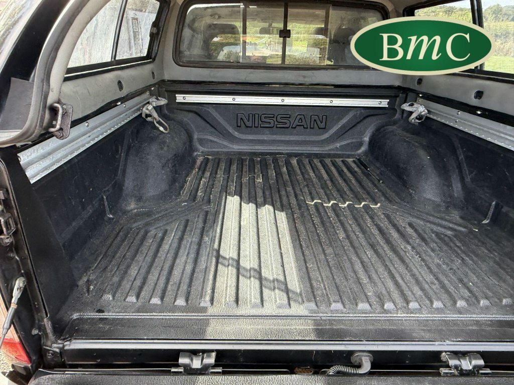 Nissan Navara Automatic Grey #63