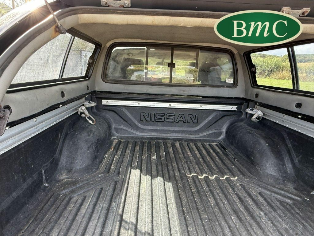 Nissan Navara Automatic Grey #62