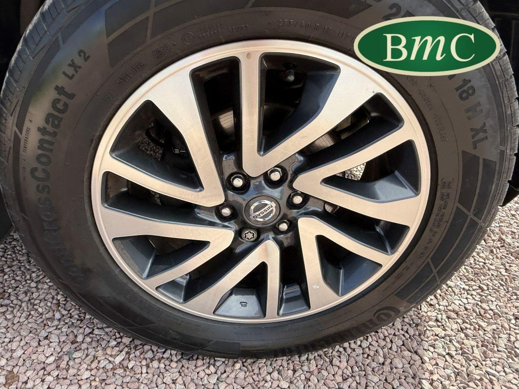 Nissan Navara Automatic Grey #68