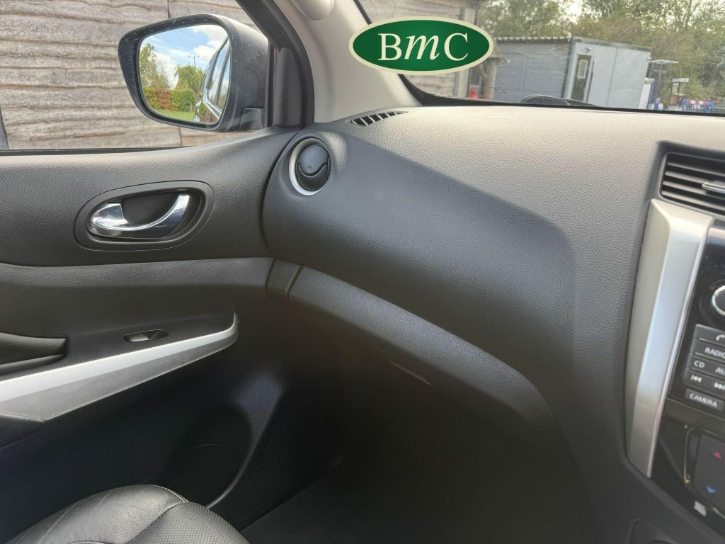 Nissan Navara Automatic Grey #54