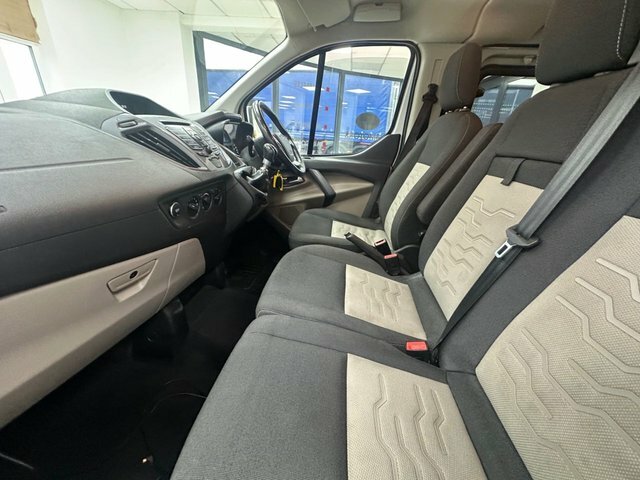 Ford Tourneo Custom Custom Black #16