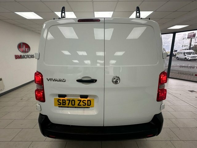 Vauxhall Vivaro 1.5 Turbo D 2900 Dynamic Panel Van 6Dr Manu White #5