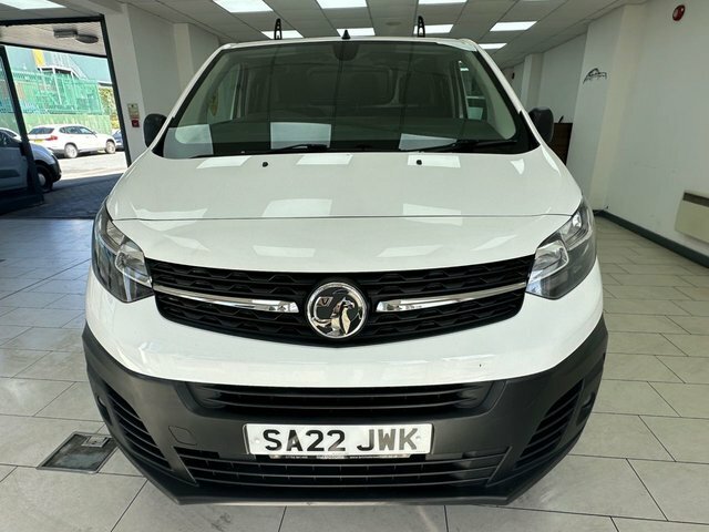 Vauxhall Vivaro 2900 1.5D 100Ps Dynamic H1 Van White #12