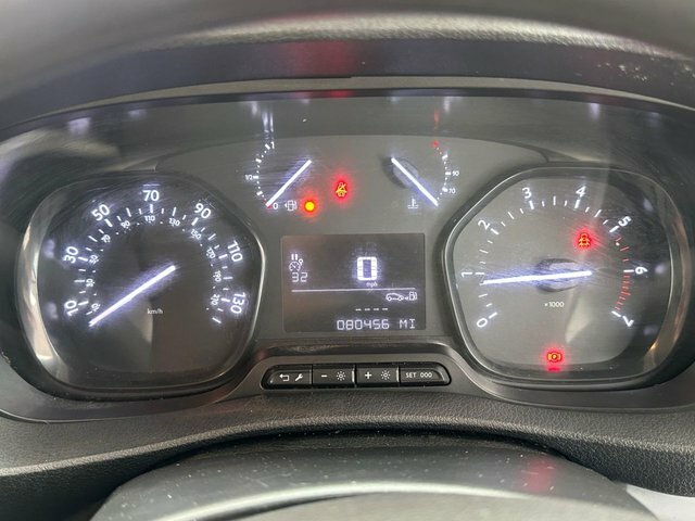 Vauxhall Vivaro 2900 1.5D 100Ps Dynamic H1 Van White #25