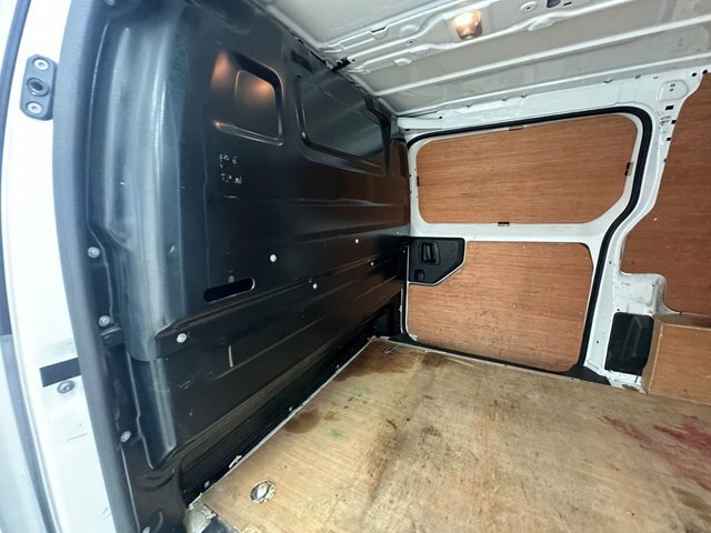 Vauxhall Vivaro 2900 1.5D 100Ps Dynamic H1 Van White #42