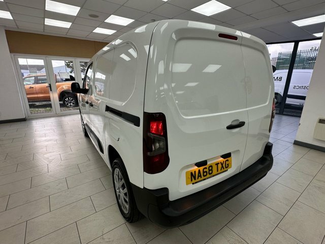 Citroen Berlingo Mpv Black #8
