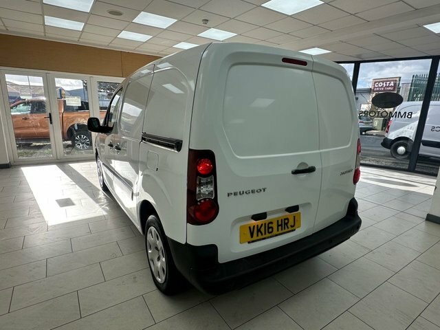 Peugeot Partner 1.6L Professional White #6