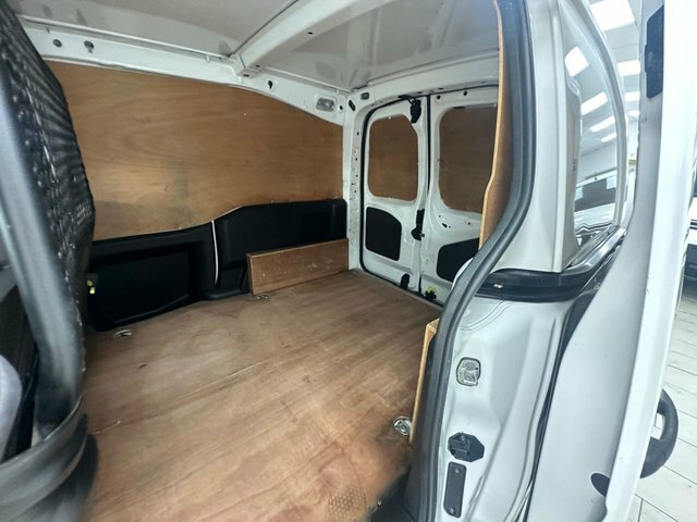 Peugeot Partner 1.6L Professional White #16