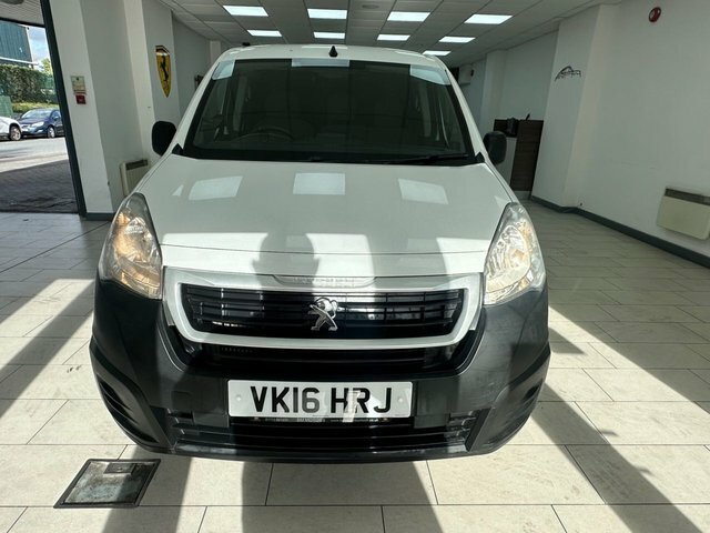 Peugeot Partner 1.6L Professional White #9