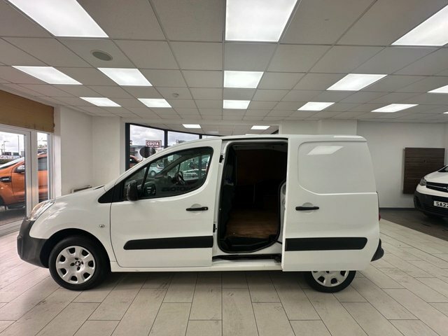 Peugeot Partner 1.6L Professional White #20