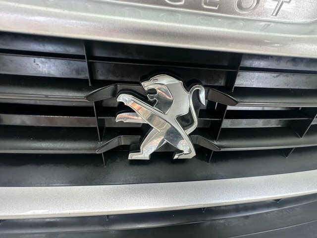 Peugeot Partner 1.6L Professional White #23