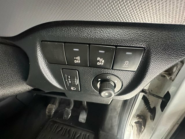 Peugeot Partner 1.6L Professional White #37
