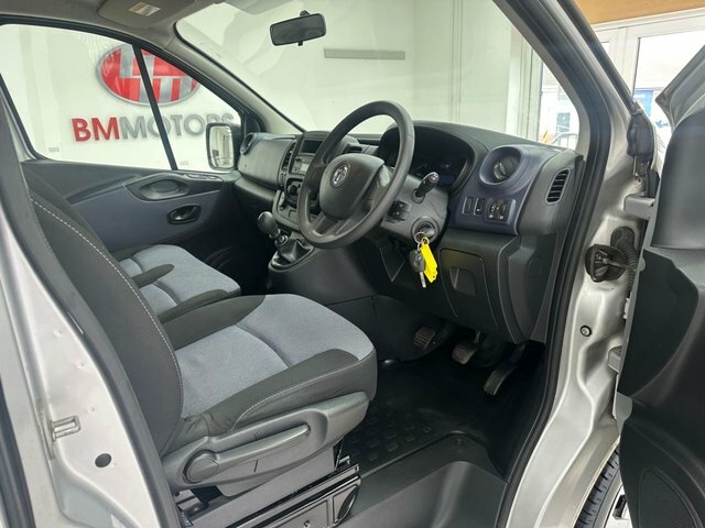Vauxhall Vivaro Cdti 2900 Sportive U9993 Ulez White #21