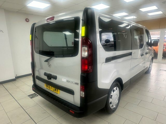 Vauxhall Vivaro Cdti 2900 Sportive U9993 Ulez White #8