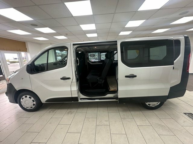 Vauxhall Vivaro Cdti 2900 Sportive U9993 Ulez White #16