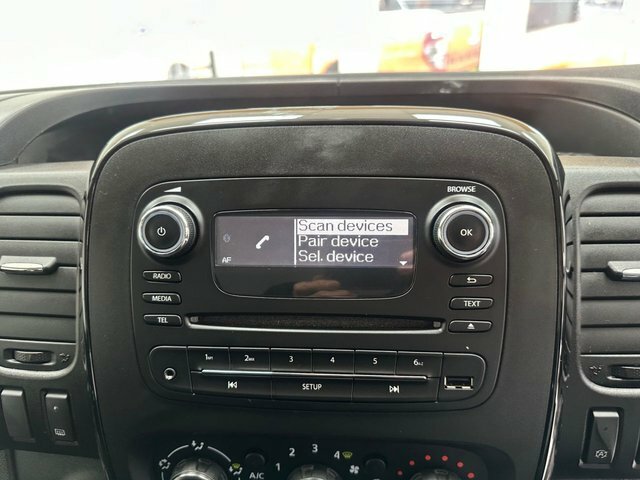 Vauxhall Vivaro 2900 1.6Cdti Biturbo 125Ps White #39