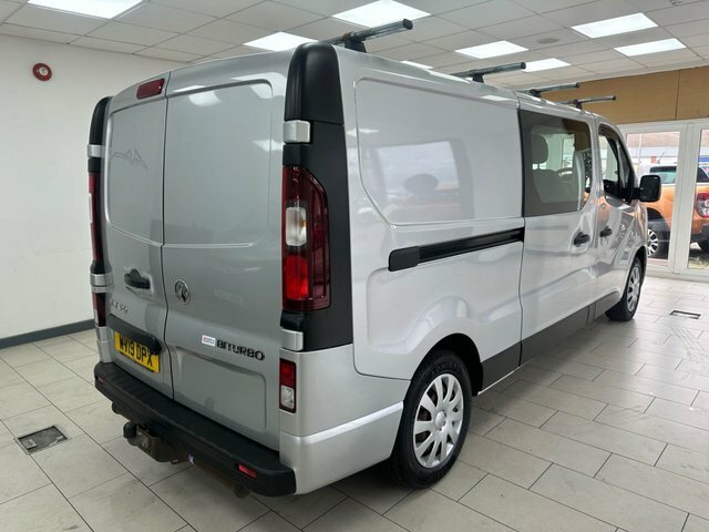 Vauxhall Vivaro 1.6 Cdti 2900 Biturbo Ecotec Sportive Crew Van Dou Silver #5