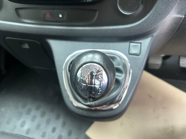 Vauxhall Vivaro 2900 1.6Cdti Biturbo 125Ps White #26