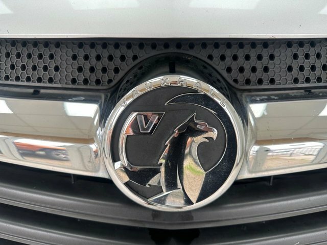 Vauxhall Vivaro 2900 1.6Cdti Biturbo 125Ps White #14