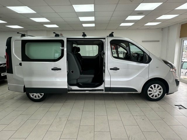 Vauxhall Vivaro 1.6 Cdti 2900 Biturbo Ecotec Sportive Crew Van Dou Silver #6